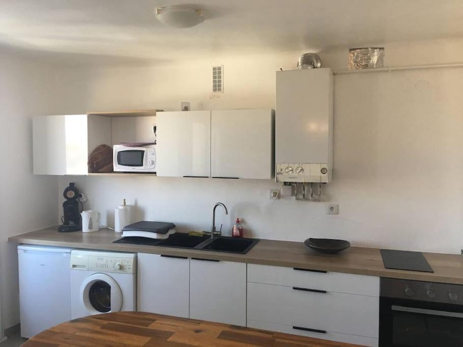 Grands Buffets Hebergement Chambre Narbonne Bagian luar foto