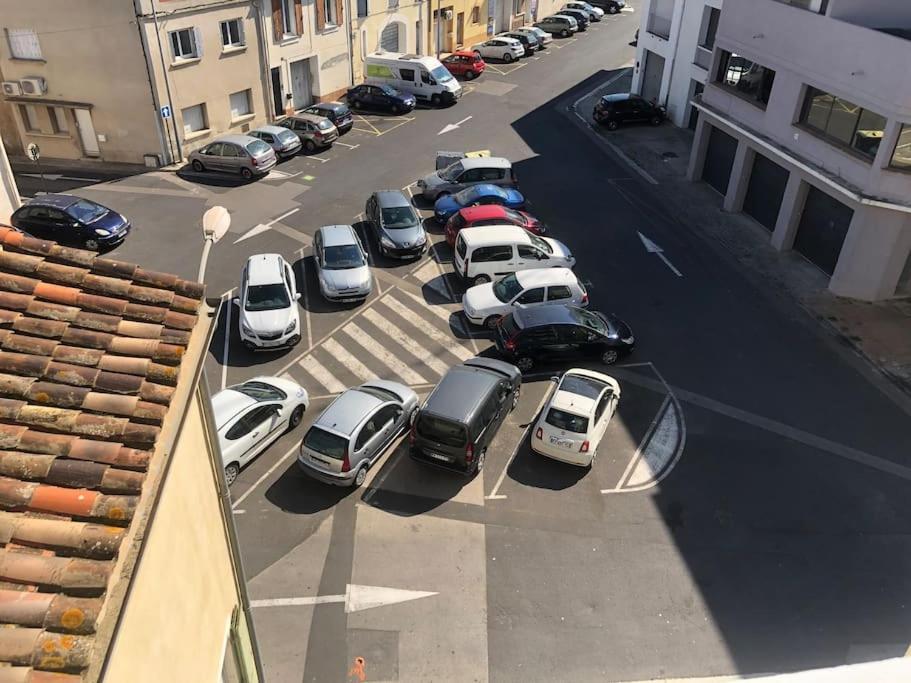 Grands Buffets Hebergement Chambre Narbonne Bagian luar foto